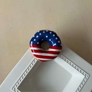 Patriotic Red White  & Blue Donut Platter Decoration 🇺🇸